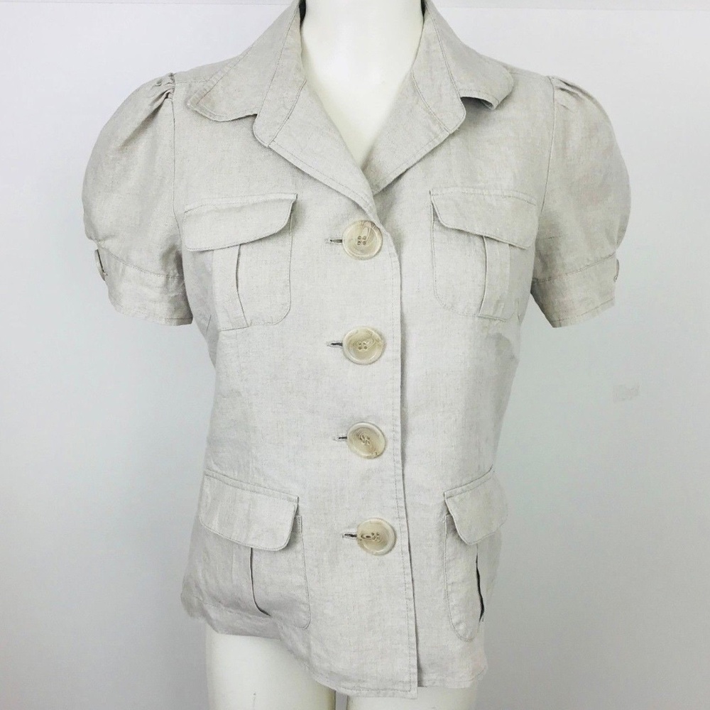 Mandarin Blue Top size Small Beige Short Sleeve